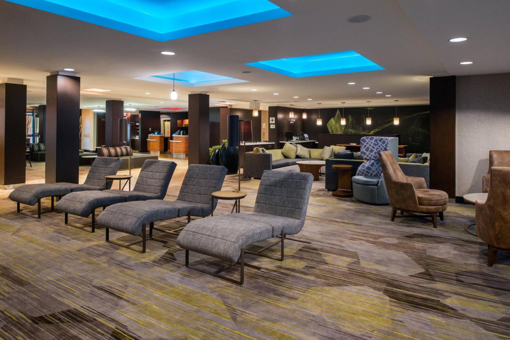 Courtyard By Marriott Victorville 3*