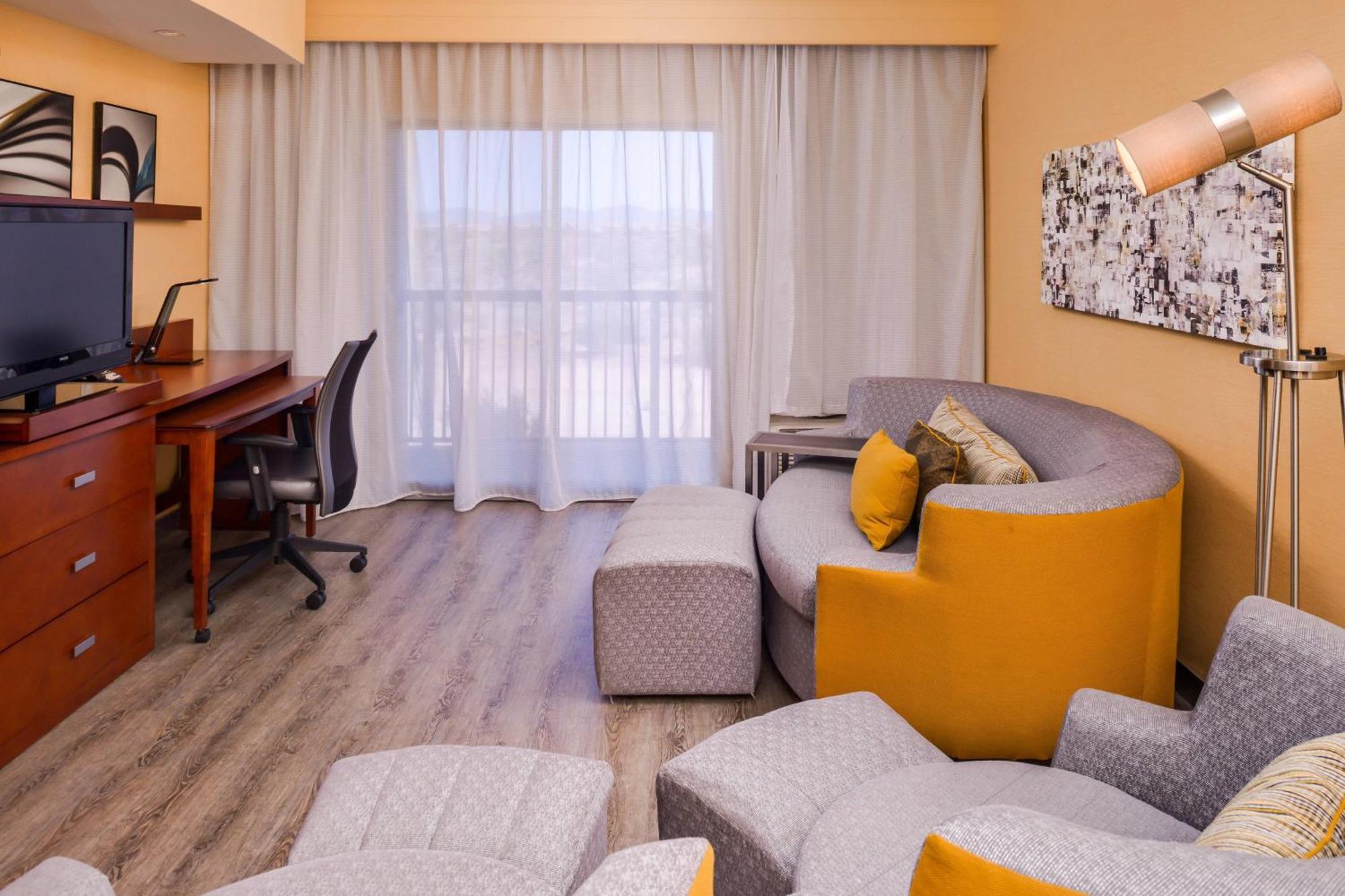 Hotel Courtyard By Marriott Victorville Hesperia