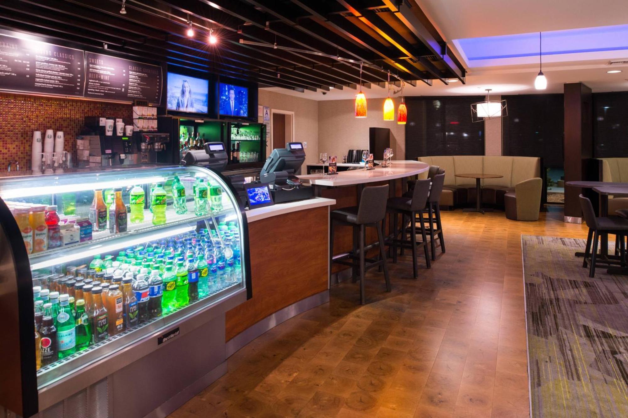 Courtyard By Marriott Victorville Hotel 3*