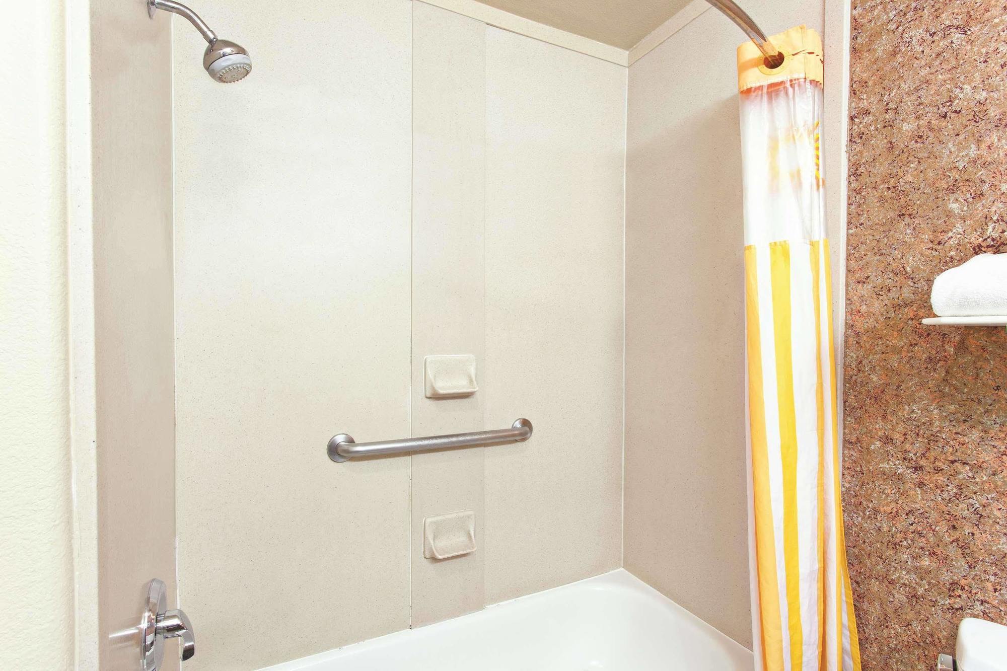 Courtyard By Marriott Victorville Hesperia